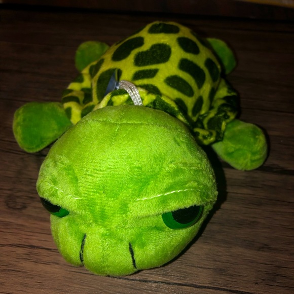NWOT 9 inch Turtle Plush with suction cup - Picture 1 of 9